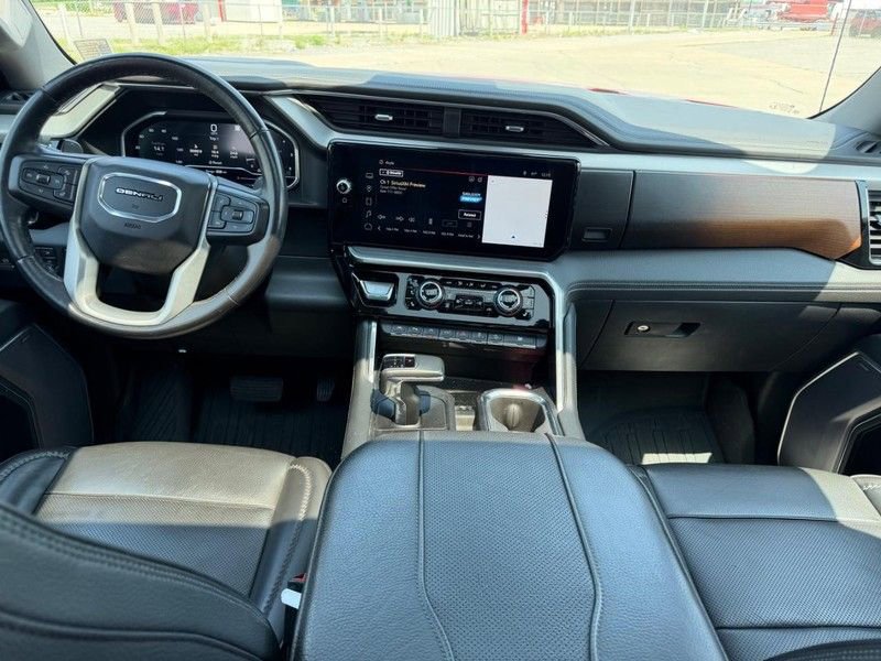 Used 2023 GMC Sierra 1500 Denali w/ Technology Package image 12