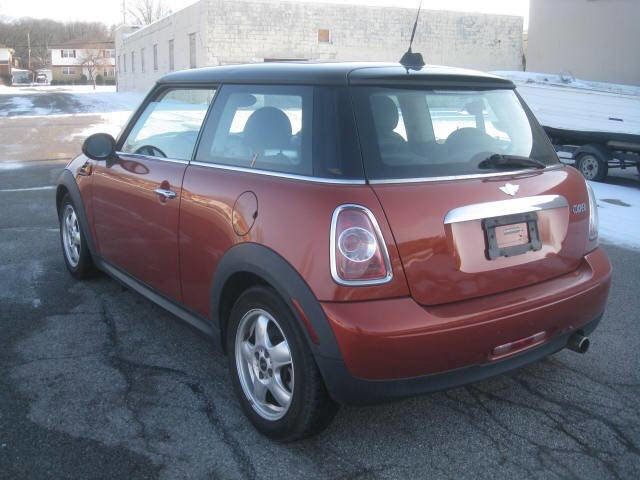 Used 2011 MINI Cooper Hardtop image 7
