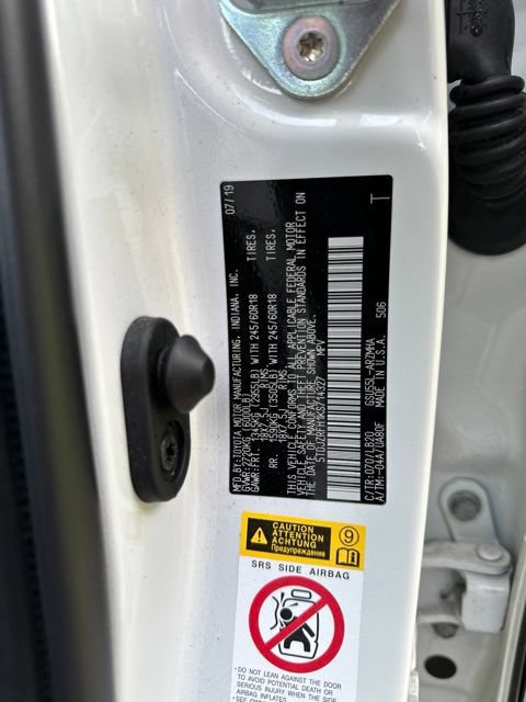 Used 2019 Toyota Highlander XLE AWD/4WD image 47