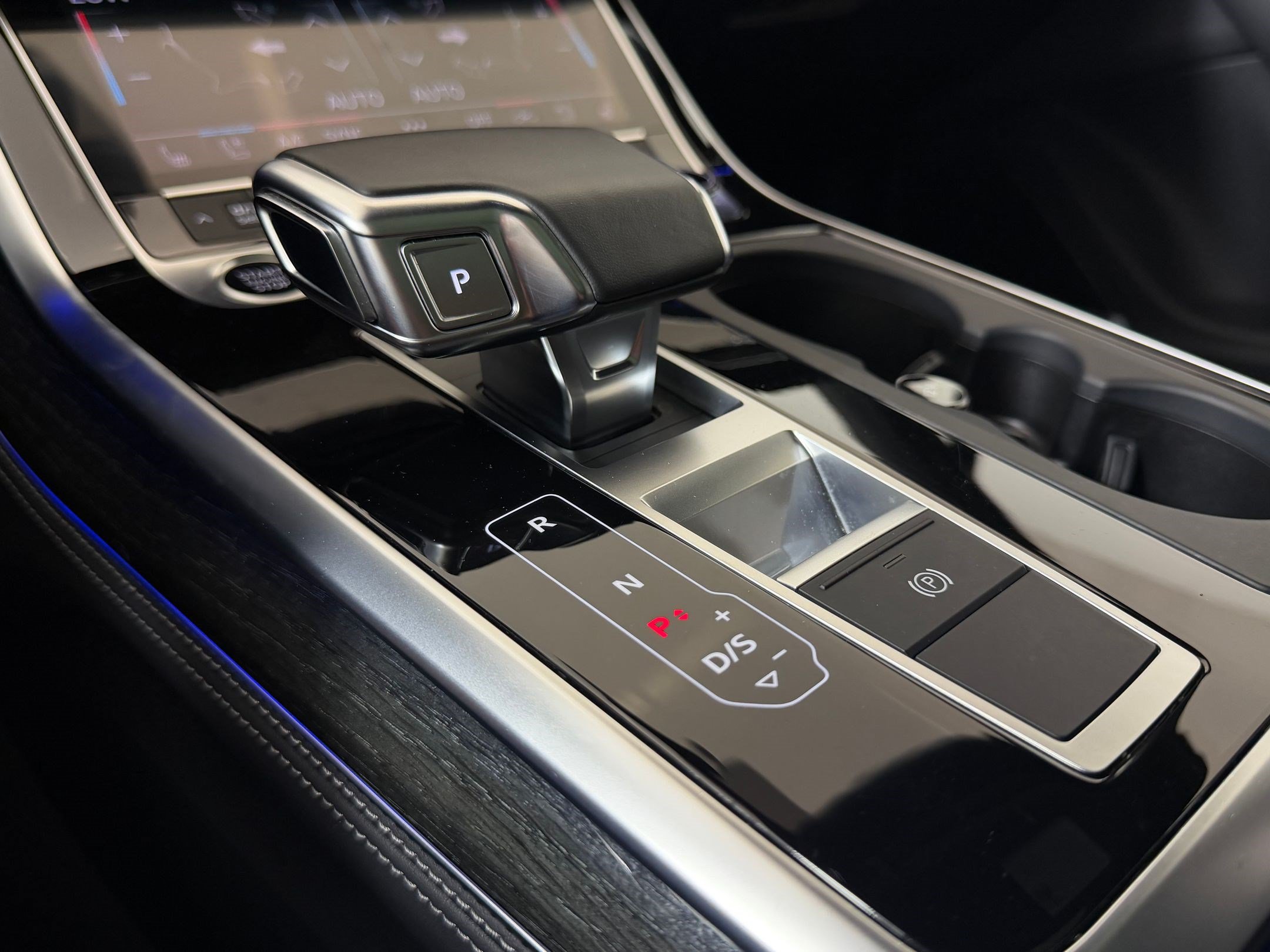 Used 2025 Audi Q7 3.0T Premium Plus AWD/4WD image 16