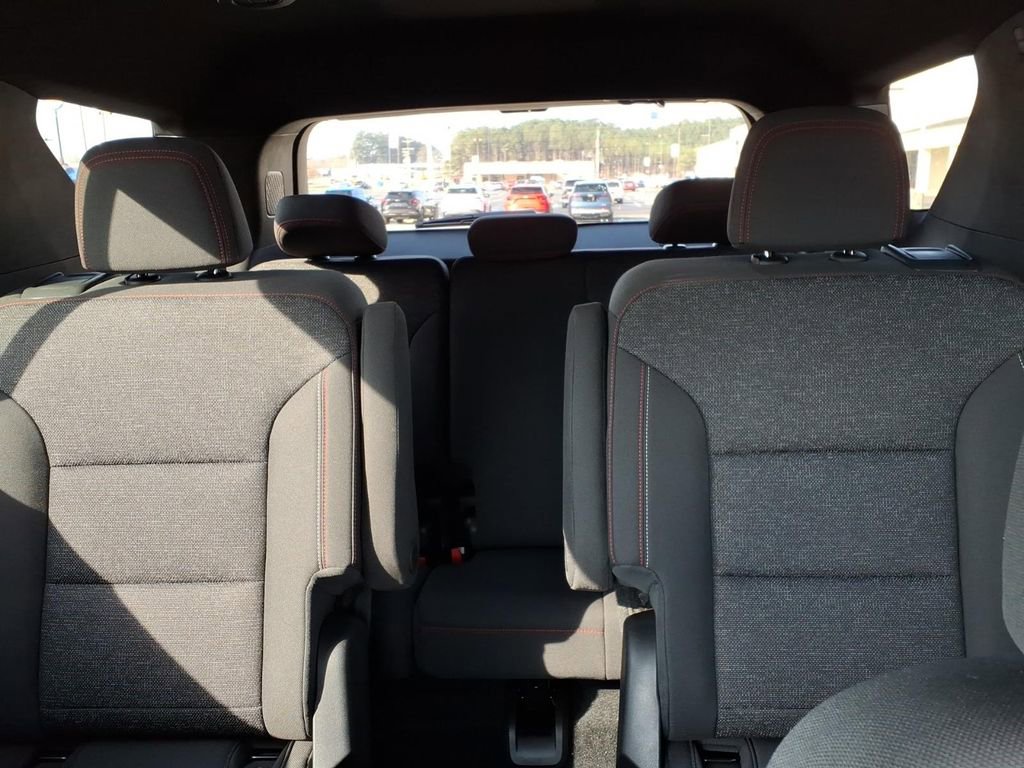 Used 2024 Chevrolet Traverse Z71 w/ Enhanced Driving Package image 14