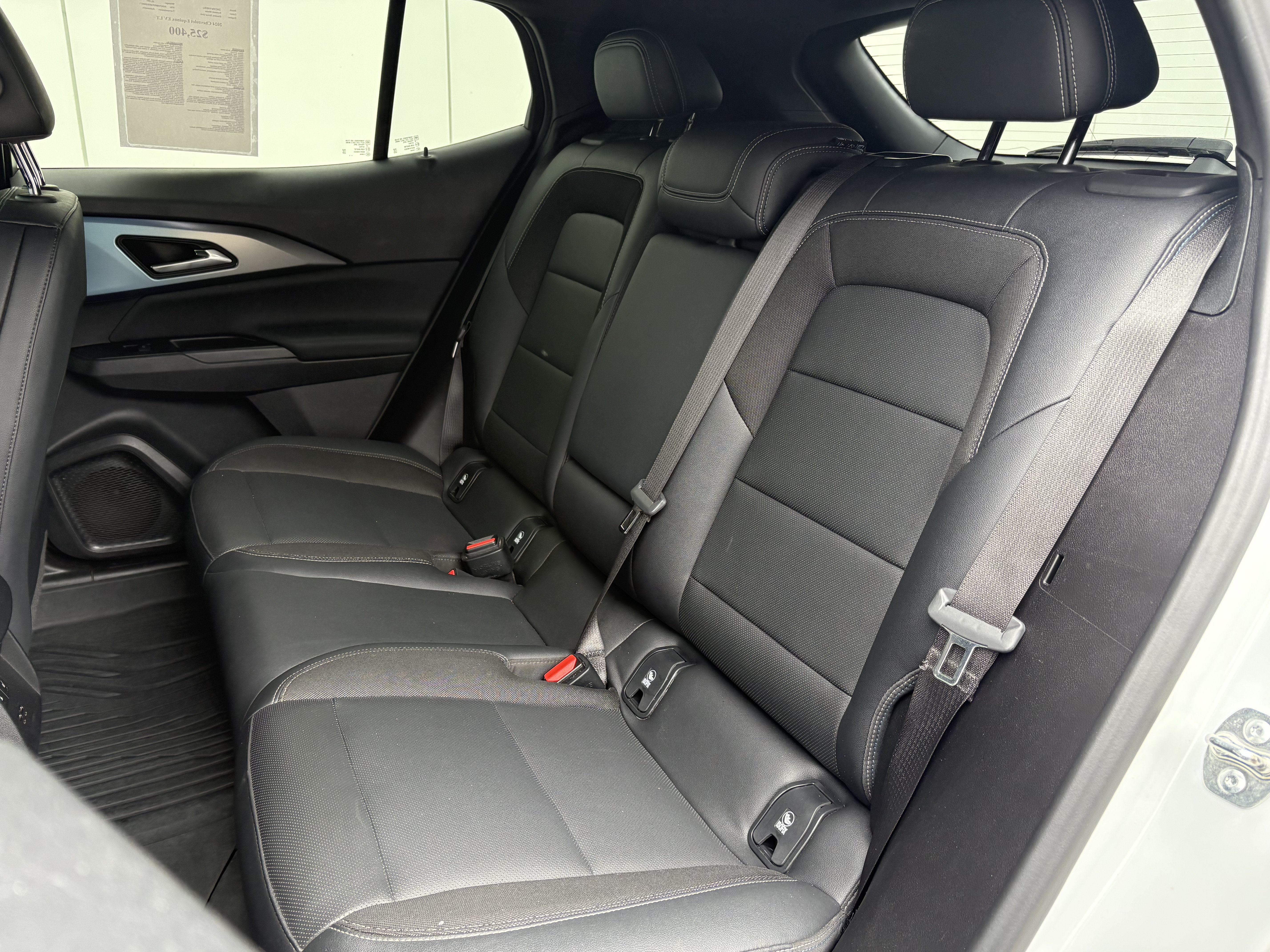 Used 2024 Chevrolet Equinox EV LT w/ LPO, Blackout Package FWD image 12