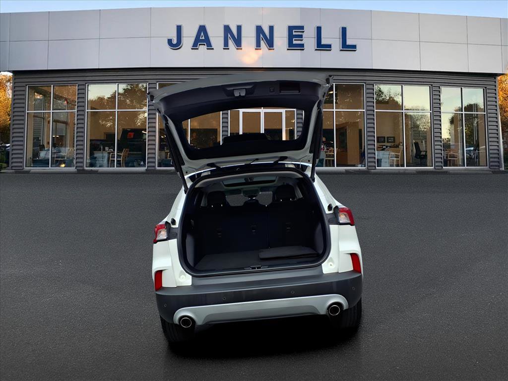 Used 2022 Ford Escape SEL w/ Technology Package image 10