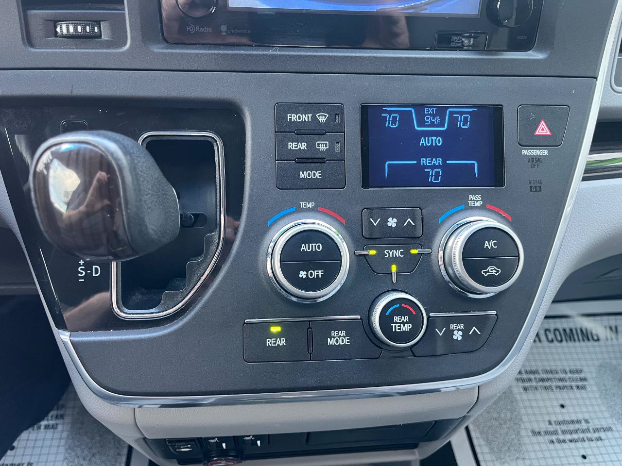Used 2015 Toyota Sienna XLE w/ XLE Navigation Package FWD image 37