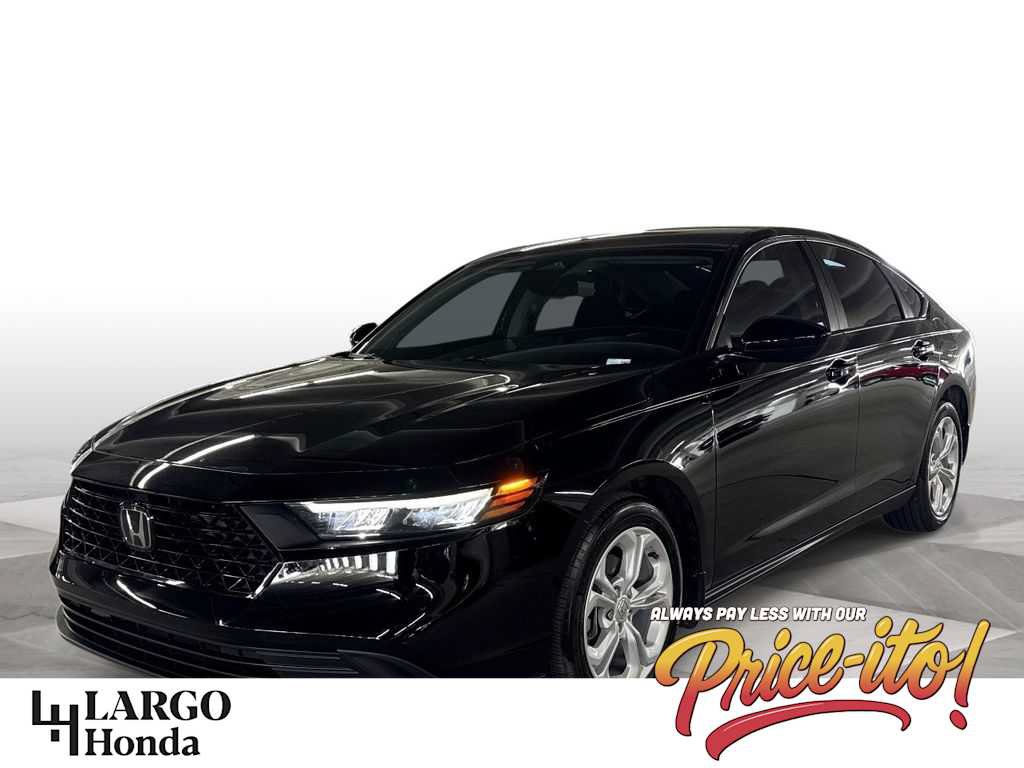 Used 2025 Honda Accord LX video 1
