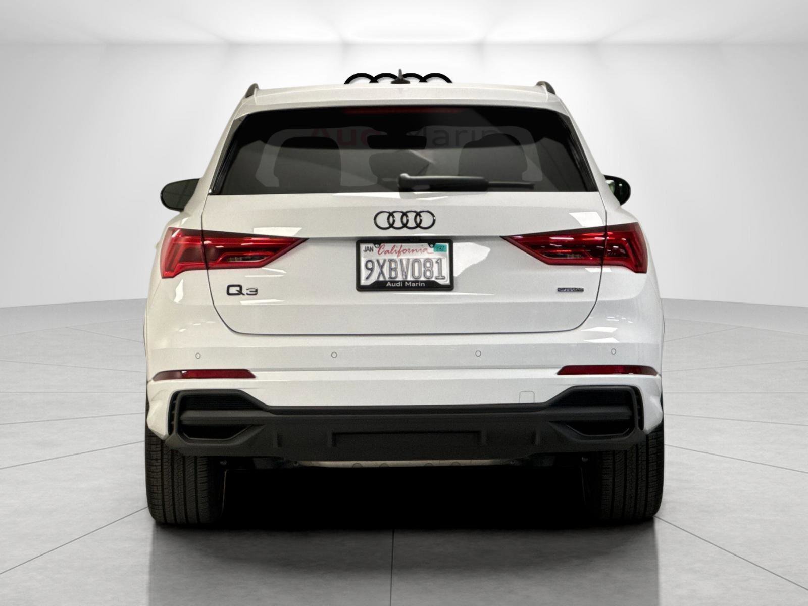 Used 2025 Audi Q3 2.0T Premium w/ Convenience Package image 4