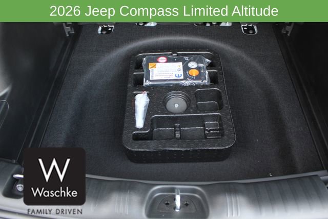 New 2026 Jeep Compass Limited image 18