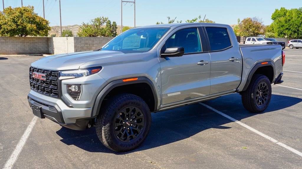 New 2026 GMC Canyon Elevation w/ Technology Package image 3