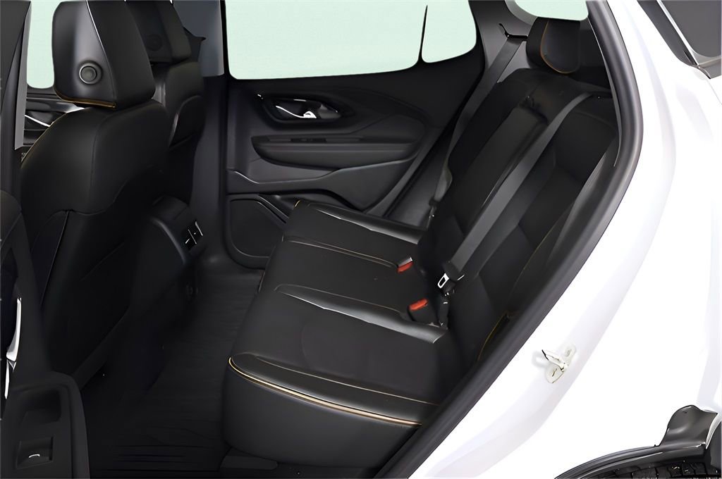 Used 2024 GMC Terrain AT4 w/ Tech Package image 24