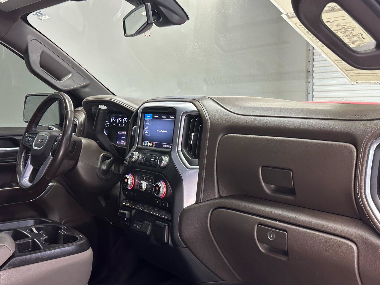 Used 2022 GMC Sierra 1500 SLT AWD/4WD image 12