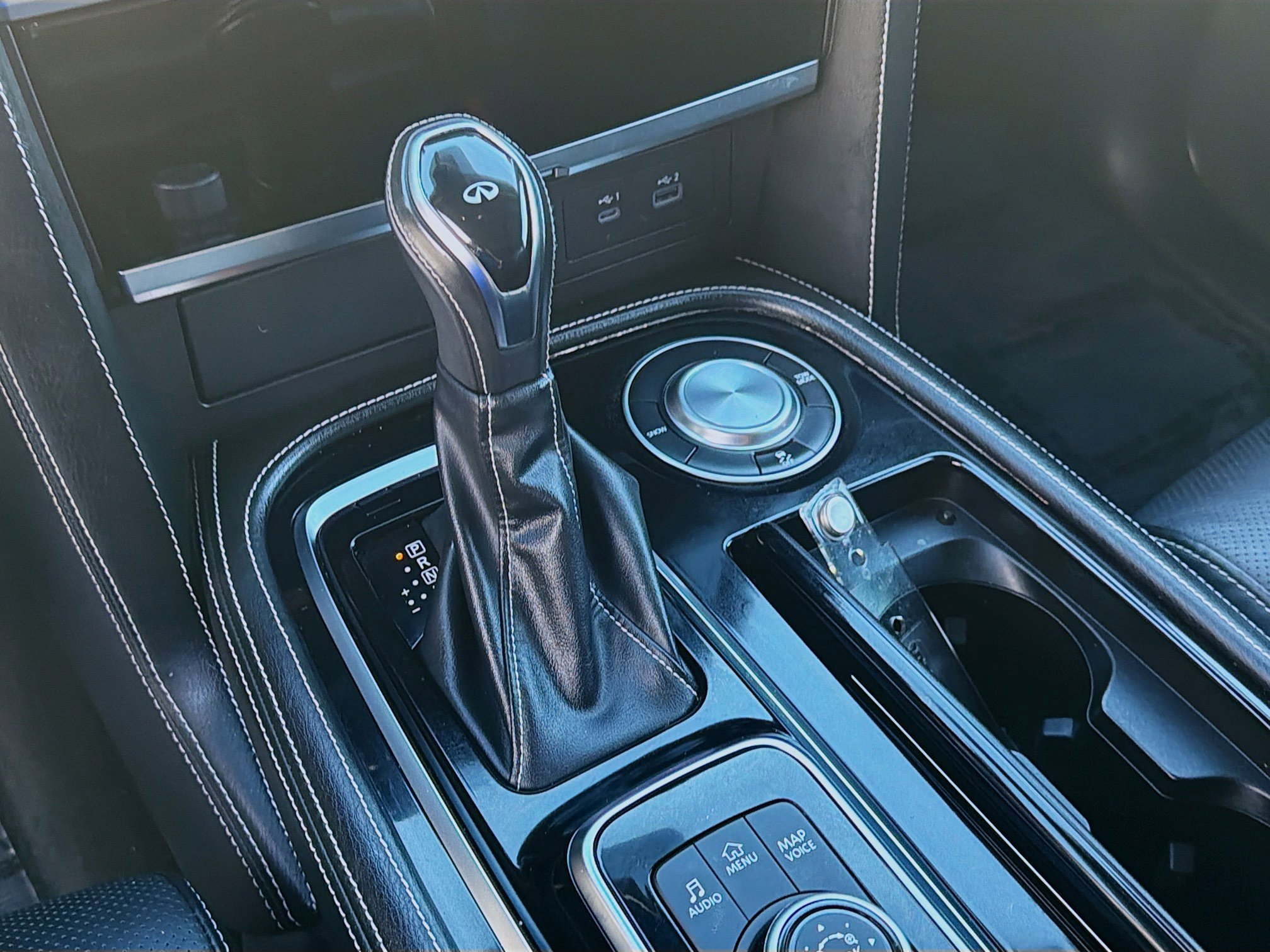 Used 2023 INFINITI QX80 Premium Select w/ Cargo Package image 16