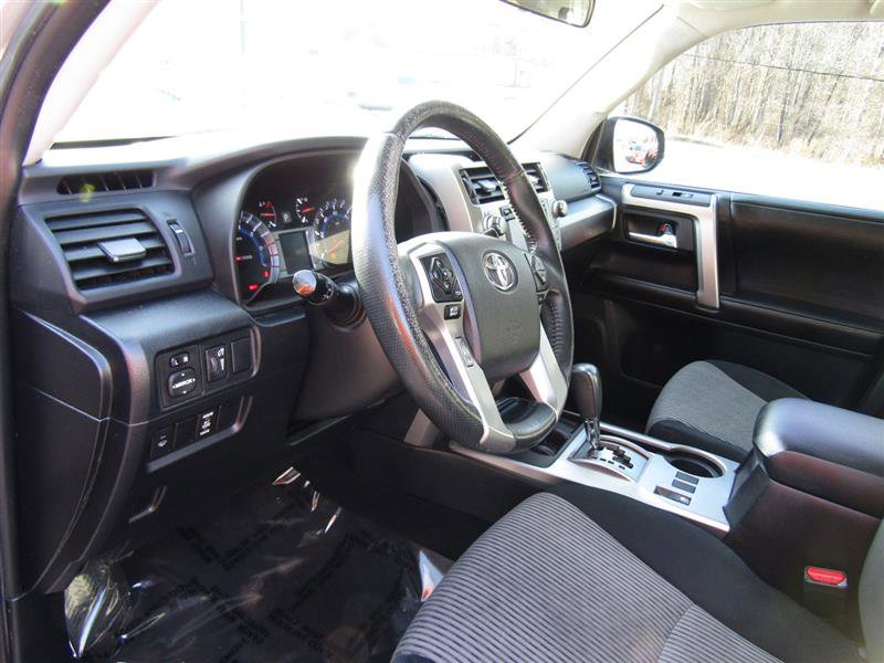 Used 2015 Toyota 4Runner SR5 image 13
