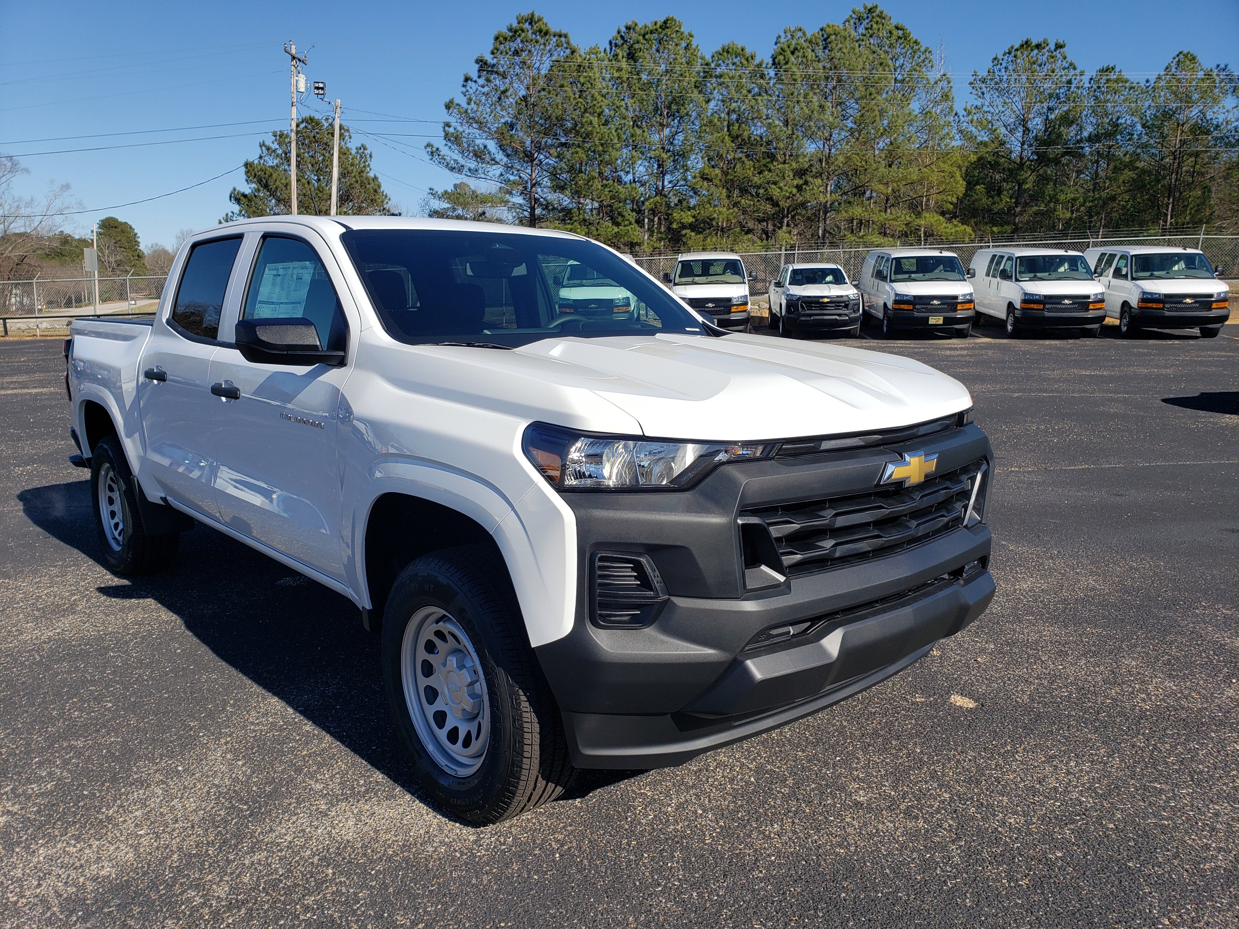 New 2026 Chevrolet Colorado W/T image 2