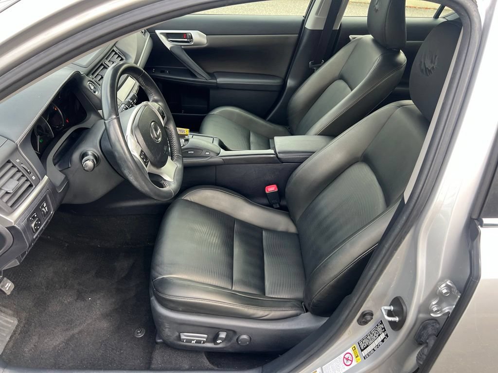 Used 2012 Lexus CT 200h Premium w/ Premium Audio Pkg FWD image 12