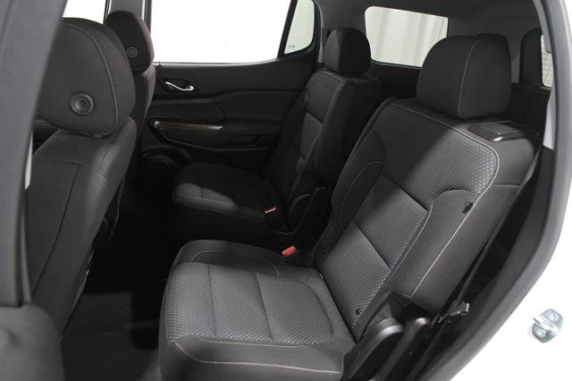 Used 2023 GMC Acadia SLE FWD image 20