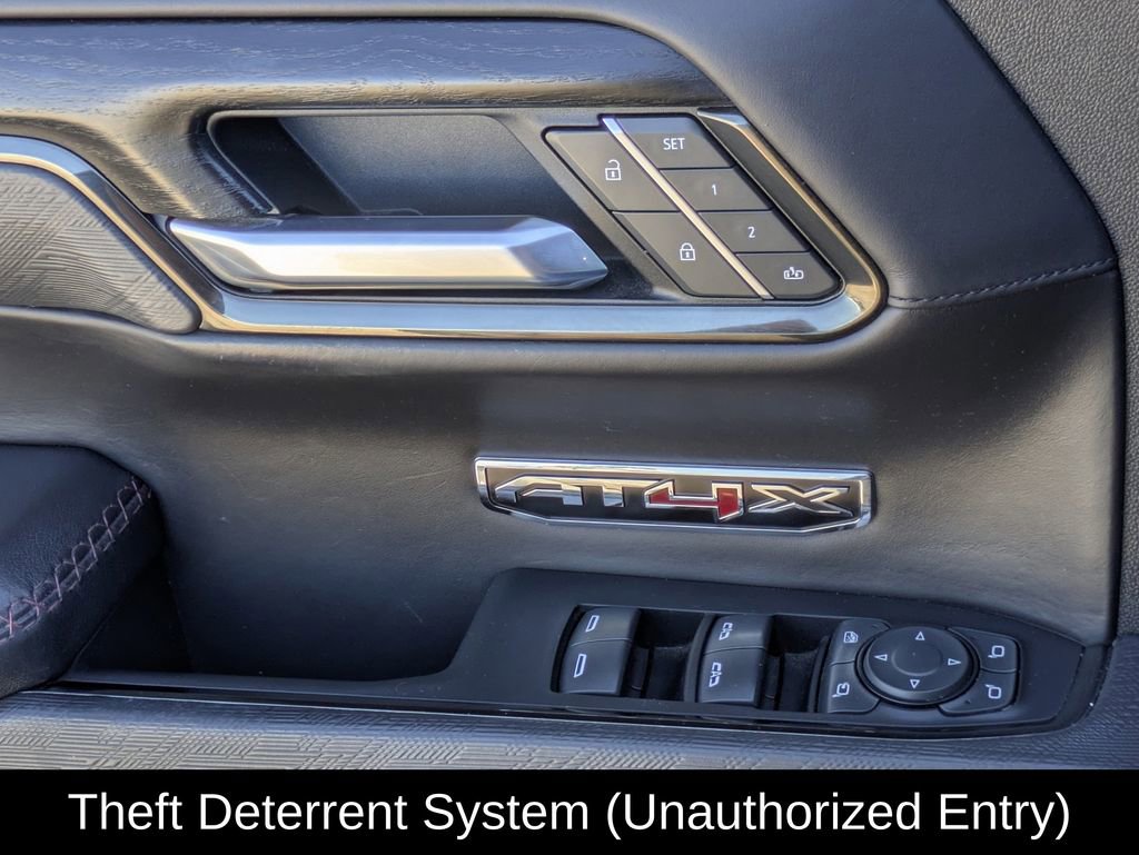 Used 2022 GMC Sierra 1500 AT4X image 28