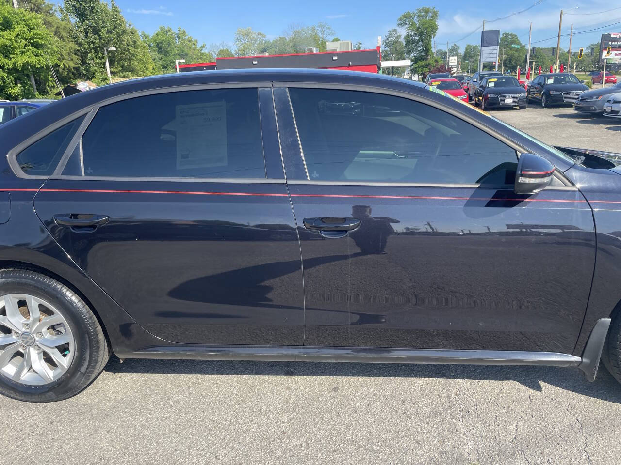 Used 2018 Volkswagen Passat 2.0T S FWD image 4