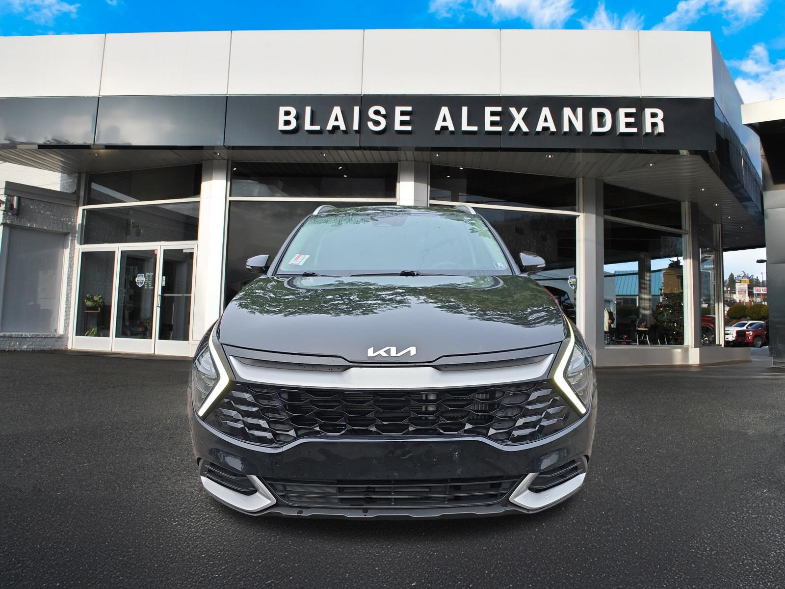 Used 2023 Kia Sportage EX AWD/4WD image 9