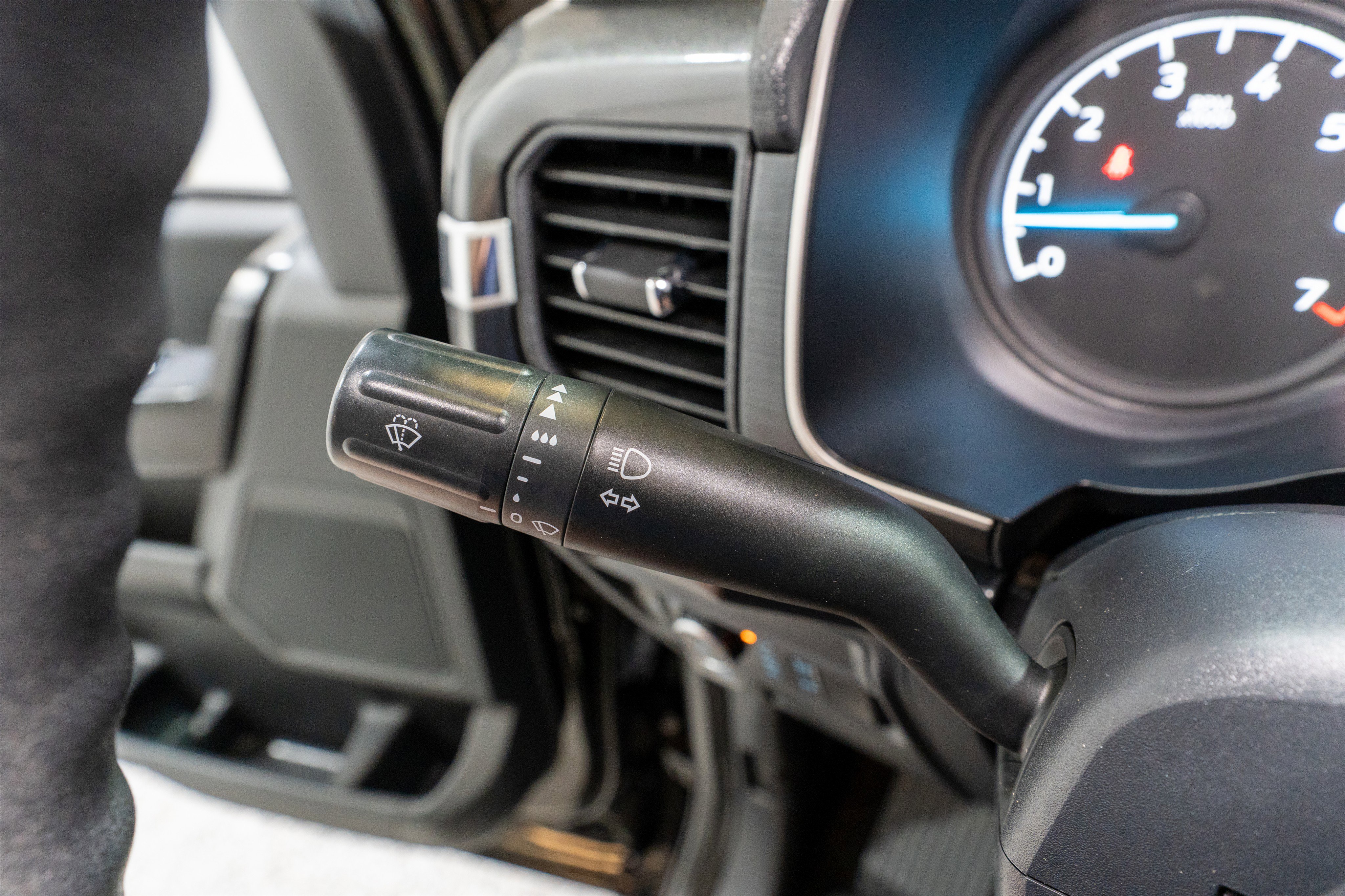 Used 2021 Ford F150 XL w/ STX Appearance Package RWD image 29