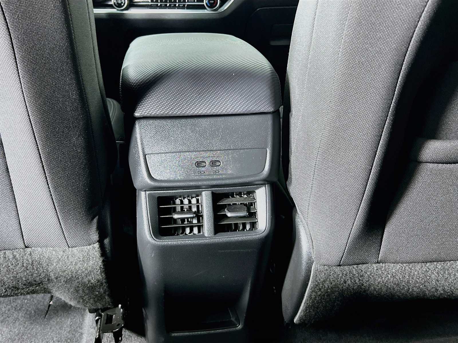 Used 2026 Chevrolet Equinox LT w/ Midnight Edition AWD/4WD image 26