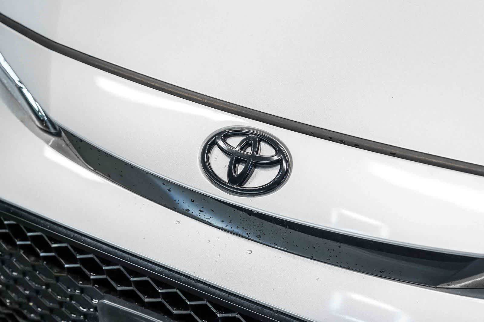 Used 2020 Toyota Corolla SE FWD image 8