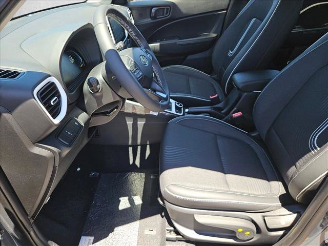 New 2026 Hyundai Venue SEL FWD image 4
