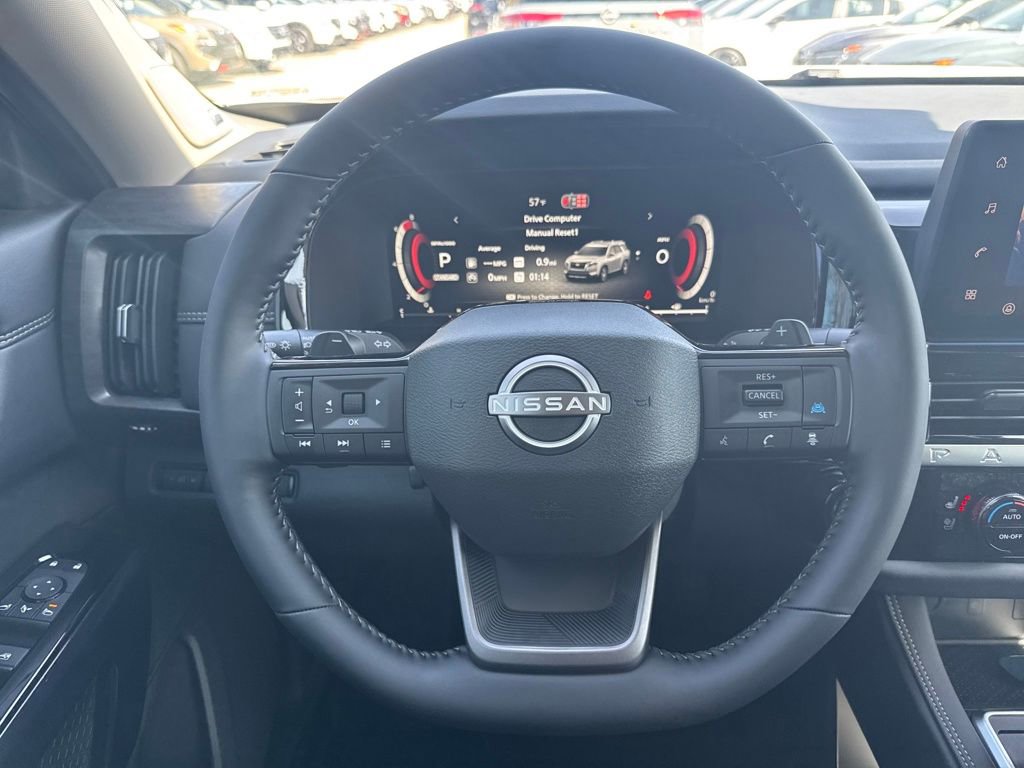 New 2026 Nissan Pathfinder Platinum FWD image 14