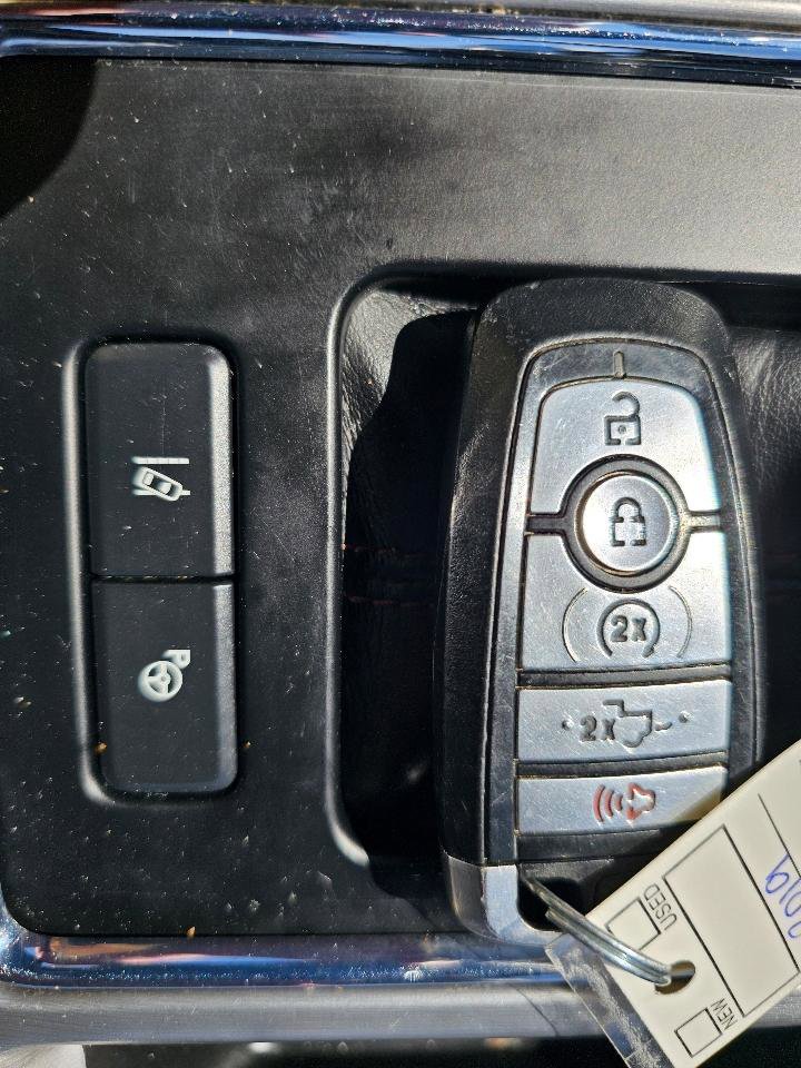 Used 2019 Ford F150 Platinum w/ Equipment Group 701A Luxury AWD/4WD image 23