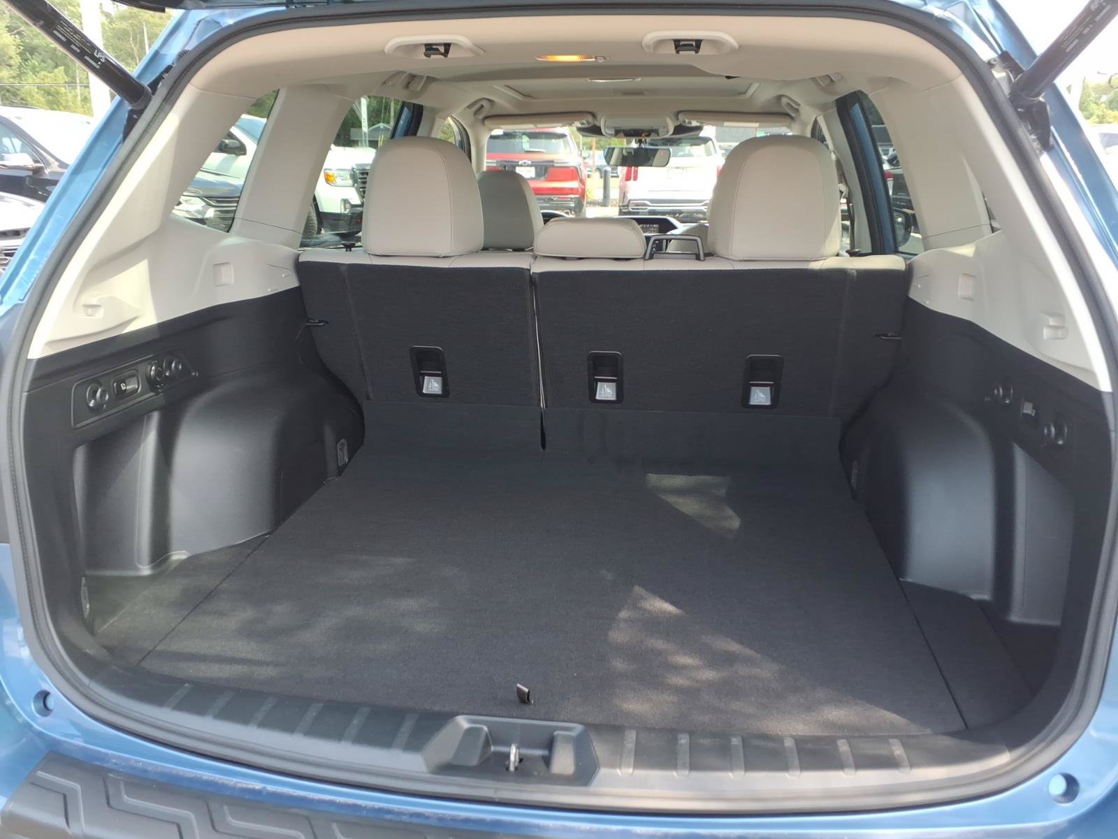 Certified 2023 Subaru Forester Limited AWD/4WD image 14