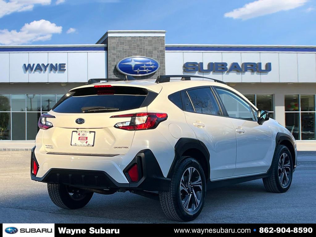 Used 2024 Subaru Crosstrek 2.0i Premium image 4