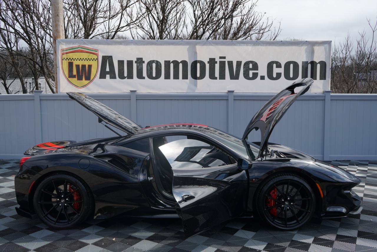 Used 2020 Ferrari 488 Pista Coupe RWD image 83