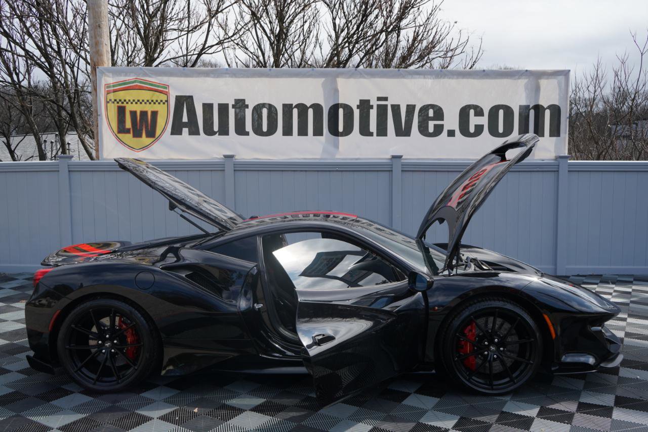 Used 2020 Ferrari 488 Pista Coupe image 83