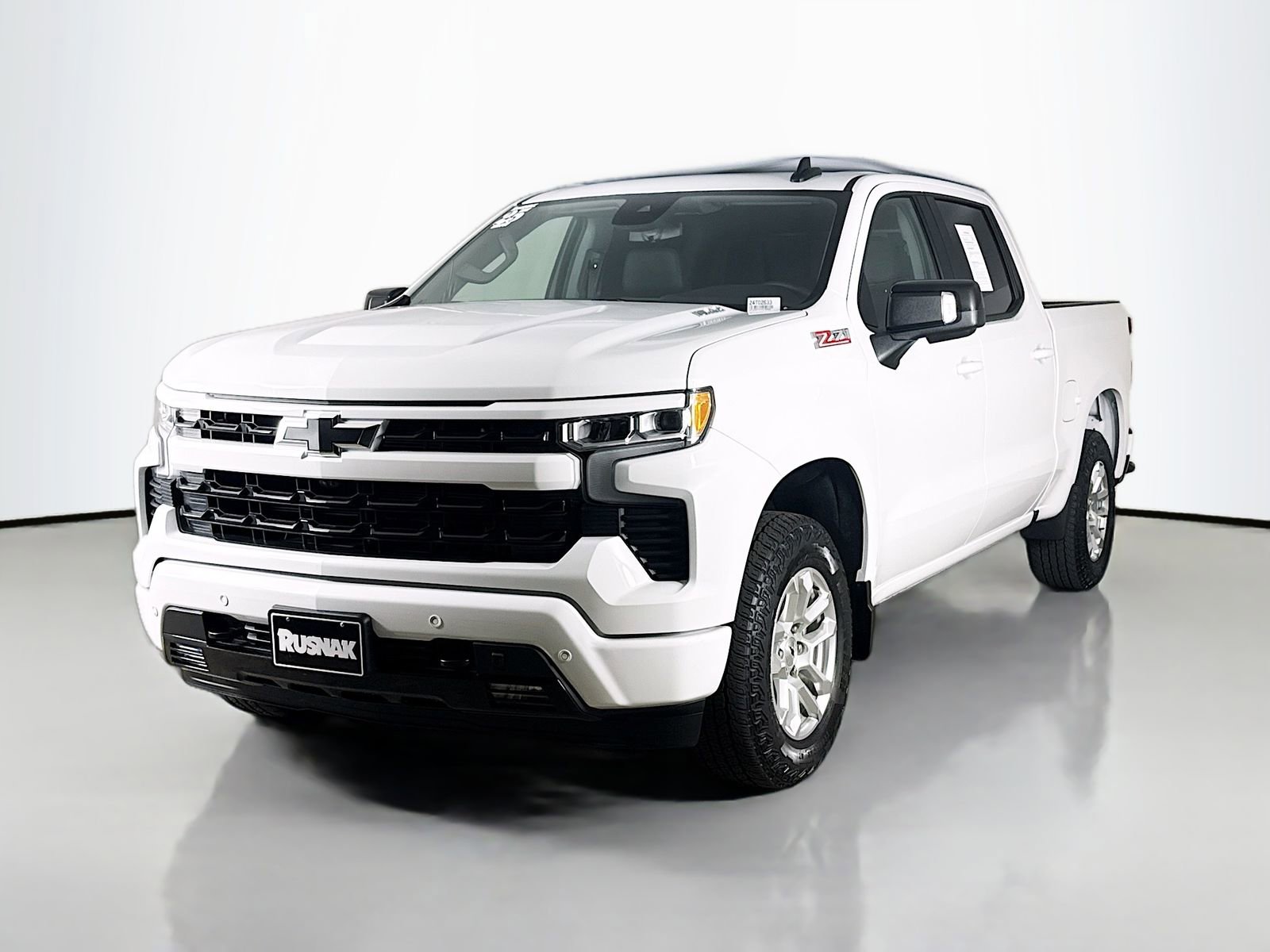 Used 2025 Chevrolet Silverado 1500 RST w/ Convenience Package II AWD/4WD image 3