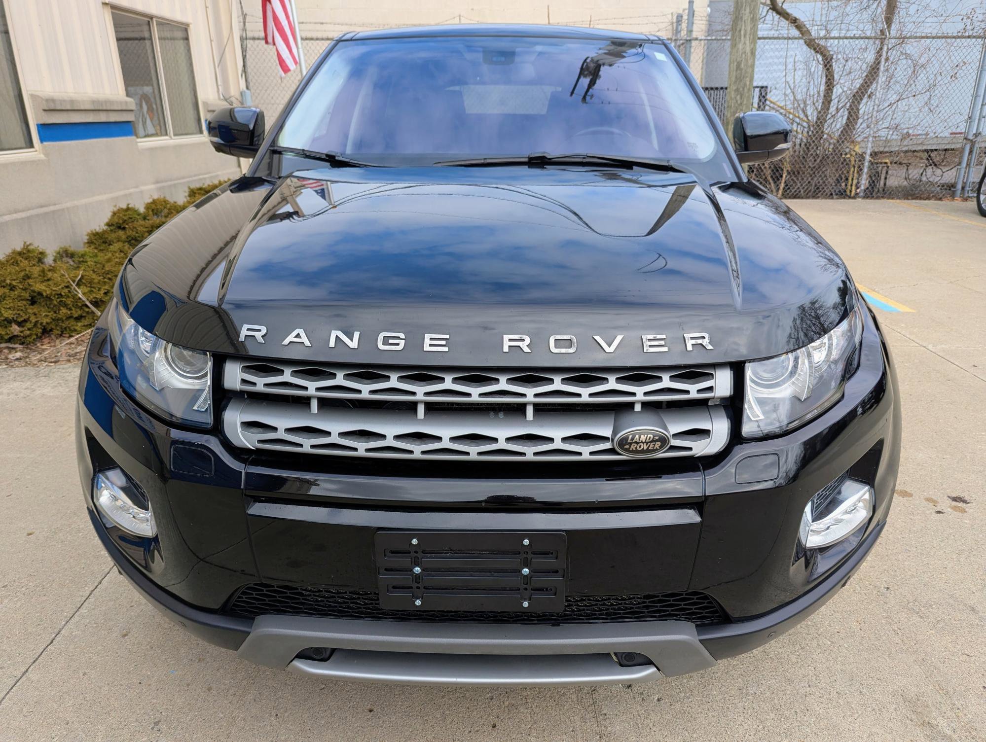 Used 2013 Land Rover Range Rover Evoque Pure Premium image 2