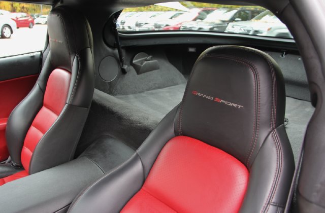 Used 2011 Chevrolet Corvette Grand Sport w/ Preferred Equipment Group RWD image 19