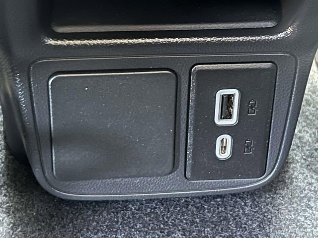 Certified 2023 Buick Encore GX Select AWD/4WD image 17