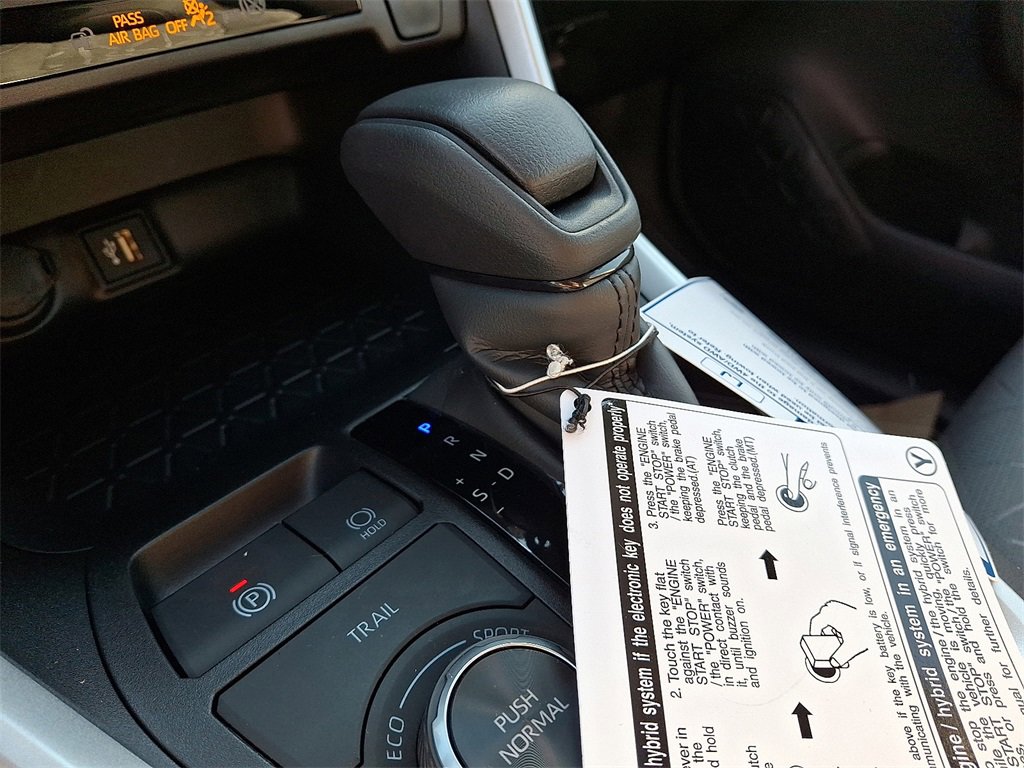 New 2025 Toyota RAV4 XLE image 10