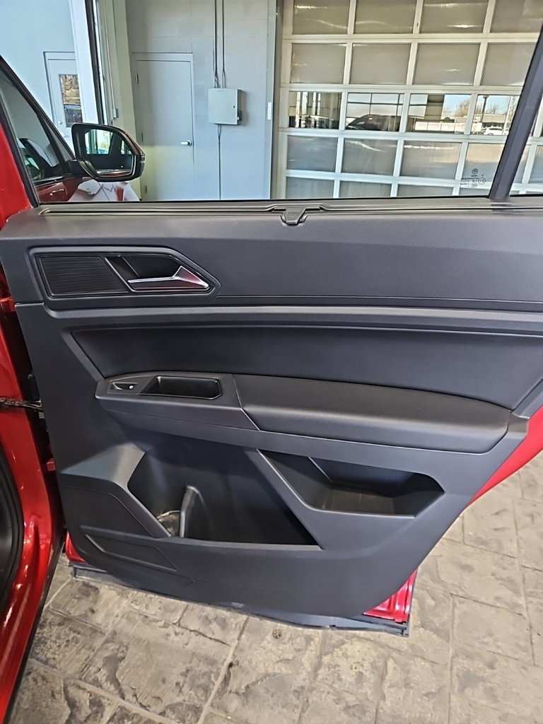 Used 2021 Volkswagen Atlas SE image 13