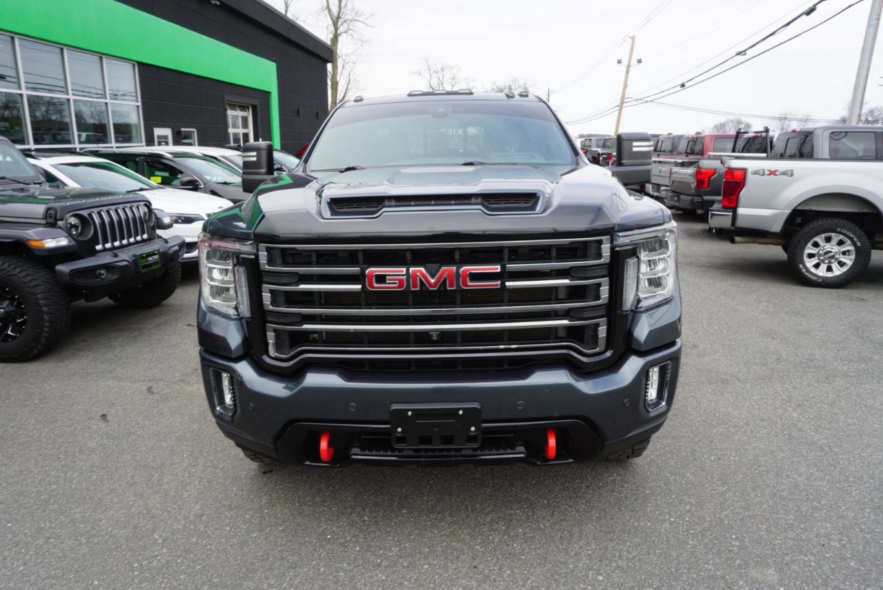 Used 2020 GMC Sierra 2500 AT4 w/ AT4 Premium Package image 2