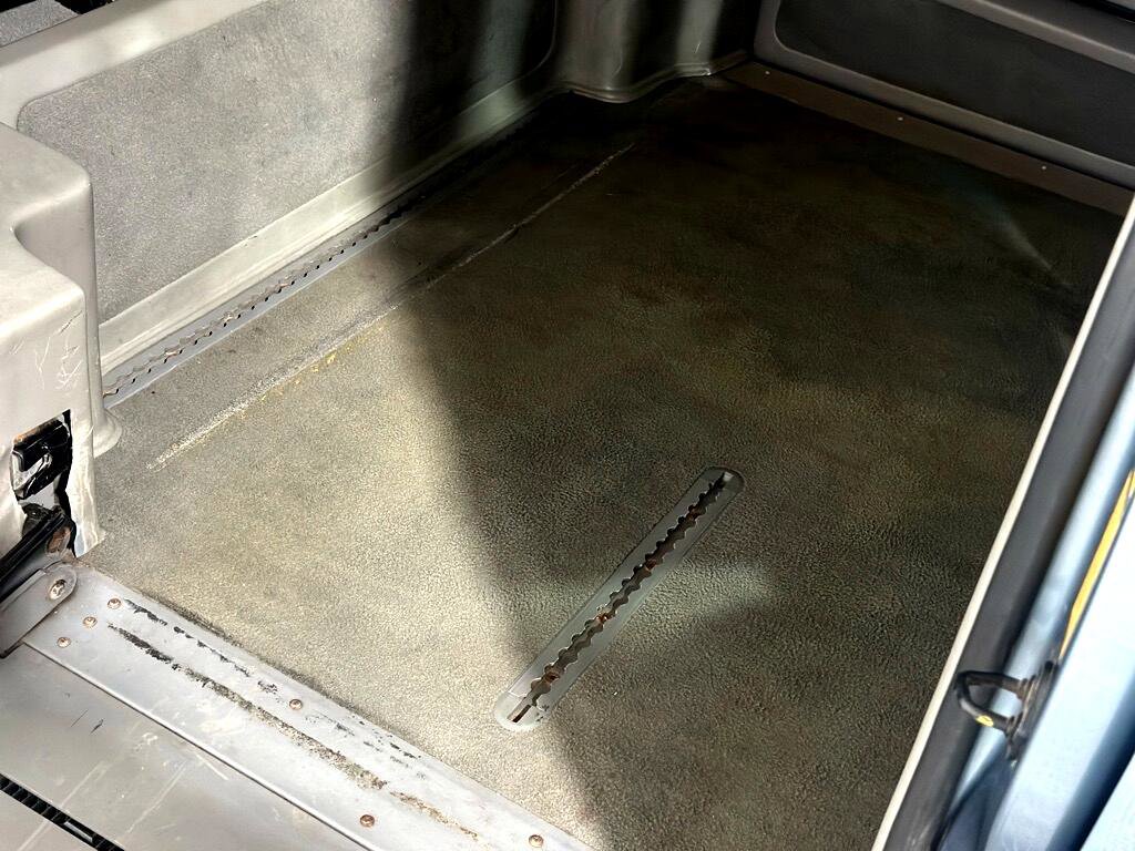 Used 2010 Toyota Sienna XLE image 16