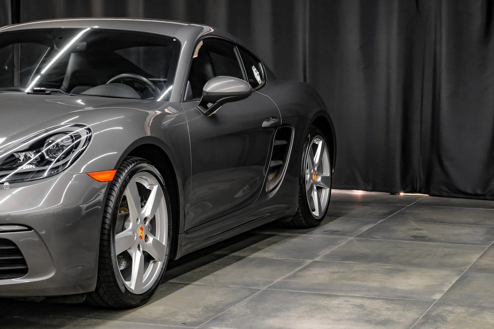 Used 2022 Porsche 718 Cayman image 7