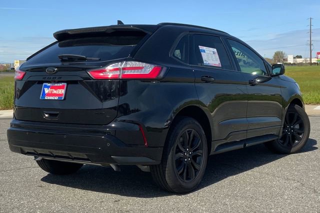 Used 2022 Ford Edge SE w/ Black Appearance Package image 12
