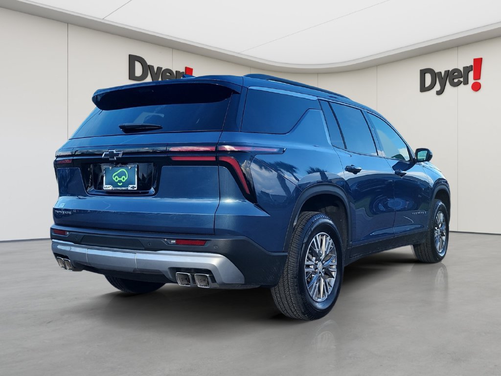 Used 2026 Chevrolet Traverse LT w/ Driver Confidence Package FWD image 5