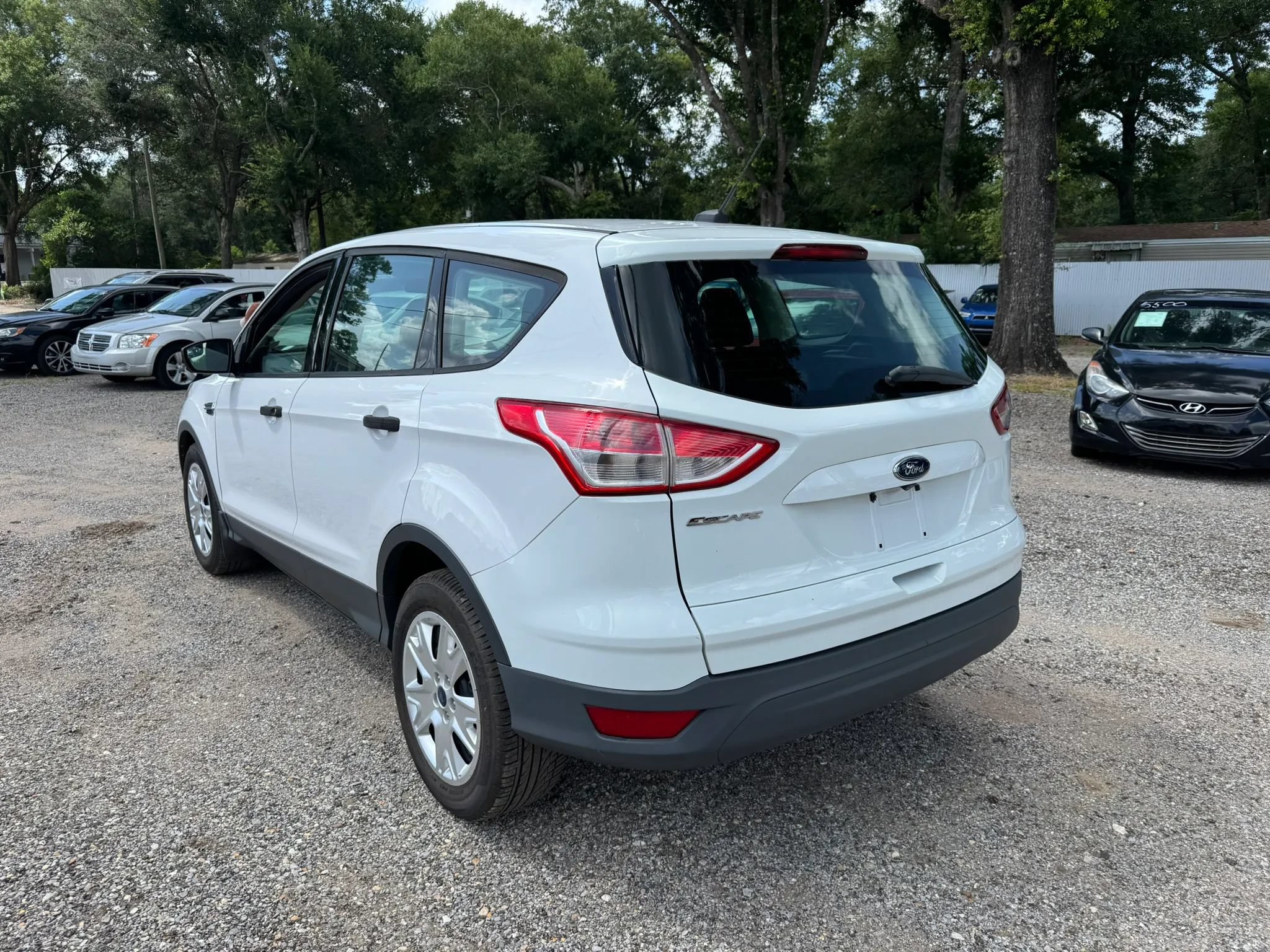 Used 2016 Ford Escape S FWD image 3