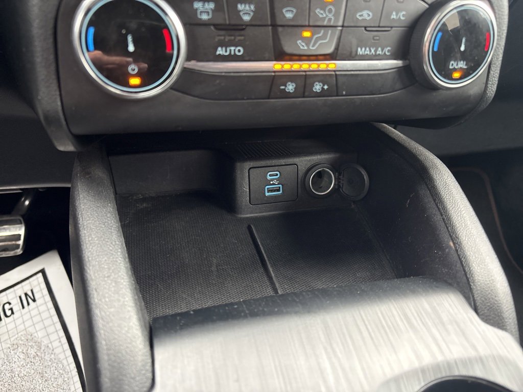 Used 2023 Ford Escape ST-Line image 32