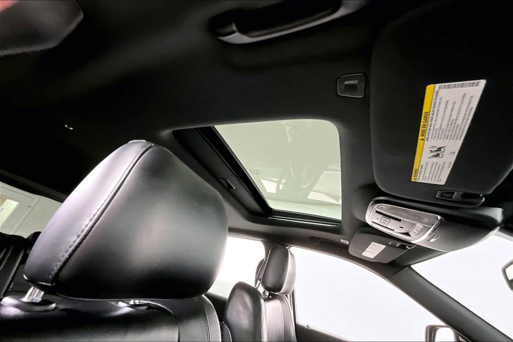 Used 2018 Jeep Grand Cherokee Limited image 19