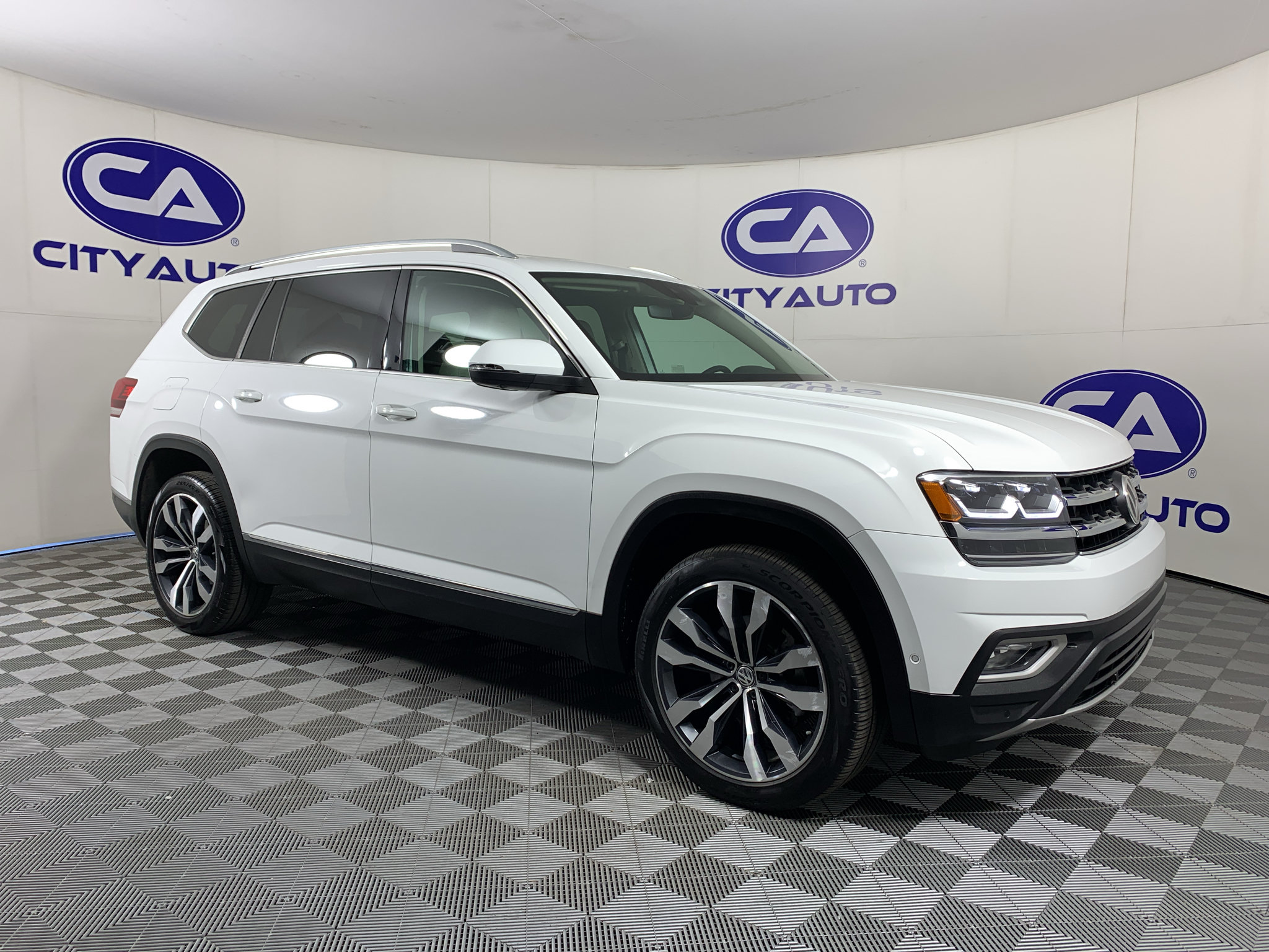 Used 2019 Volkswagen Atlas SEL Premium AWD/4WD image 1