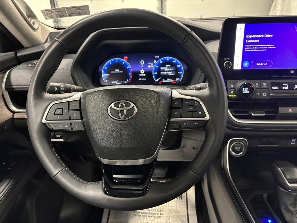 Used 2026 Toyota Grand Highlander AWD image 18