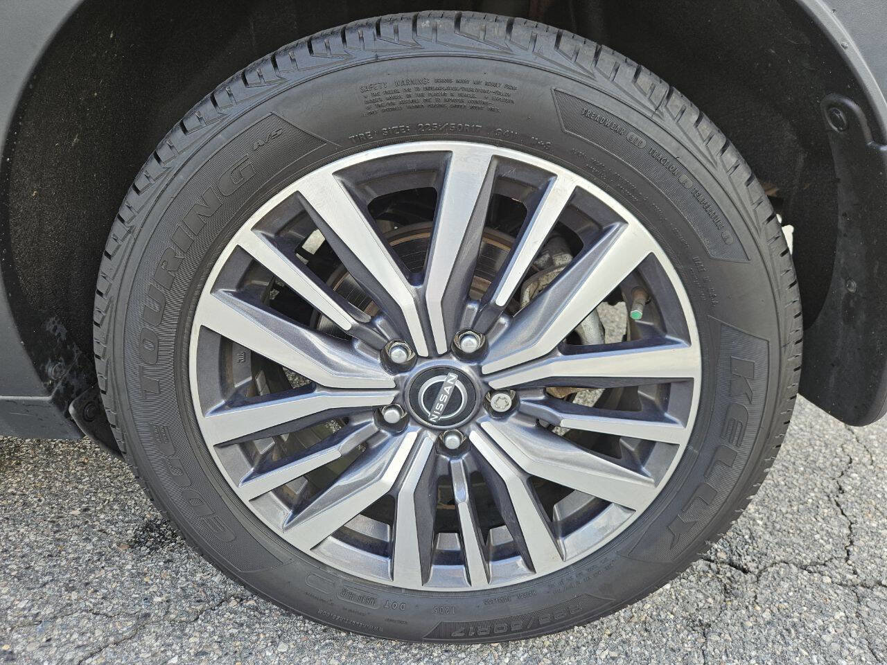 Used 2022 Nissan Kicks SV FWD image 24