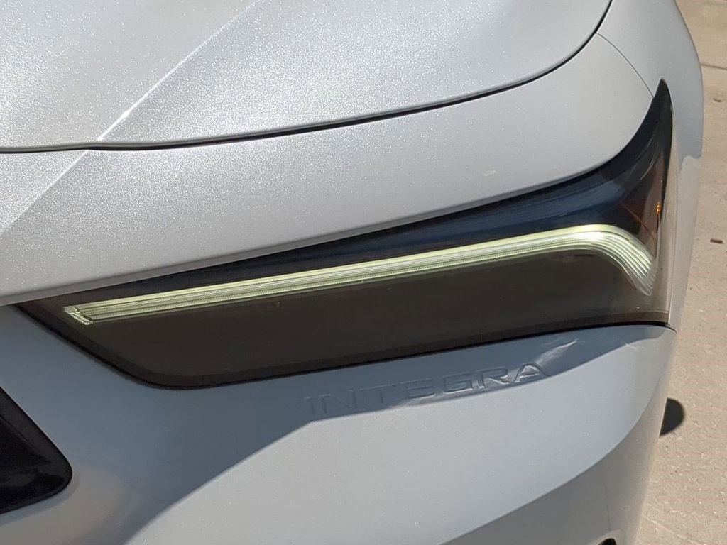 New 2025 Acura Integra Base image 10
